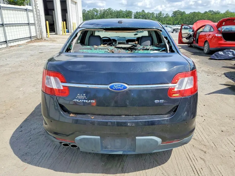 2011 FORD TAURUS SEL  