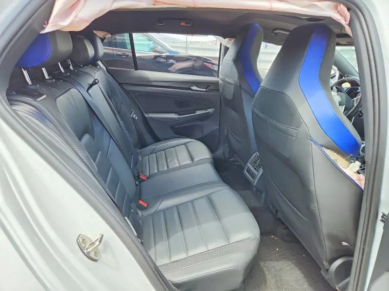 2024 VOLKSWAGEN GOLF R   