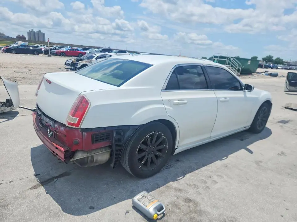 2012 CHRYSLER 300 LIMITED  