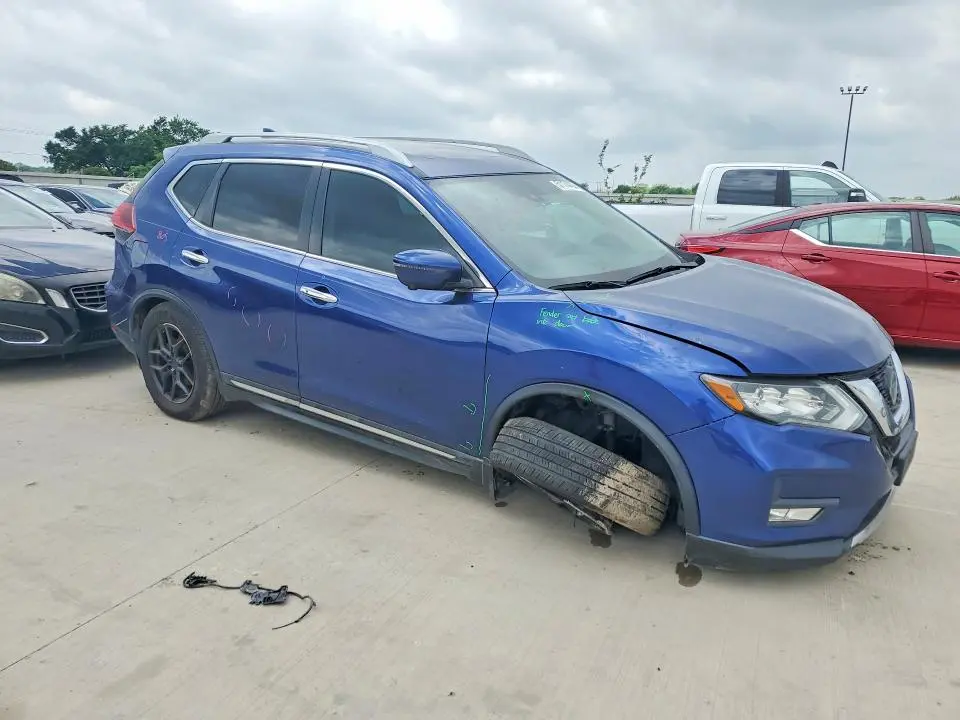 2019 NISSAN ROGUE SL  