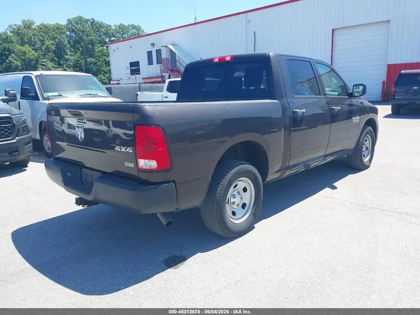 2017 RAM 1500 TRADESMAN  4X4 5'7 BOX