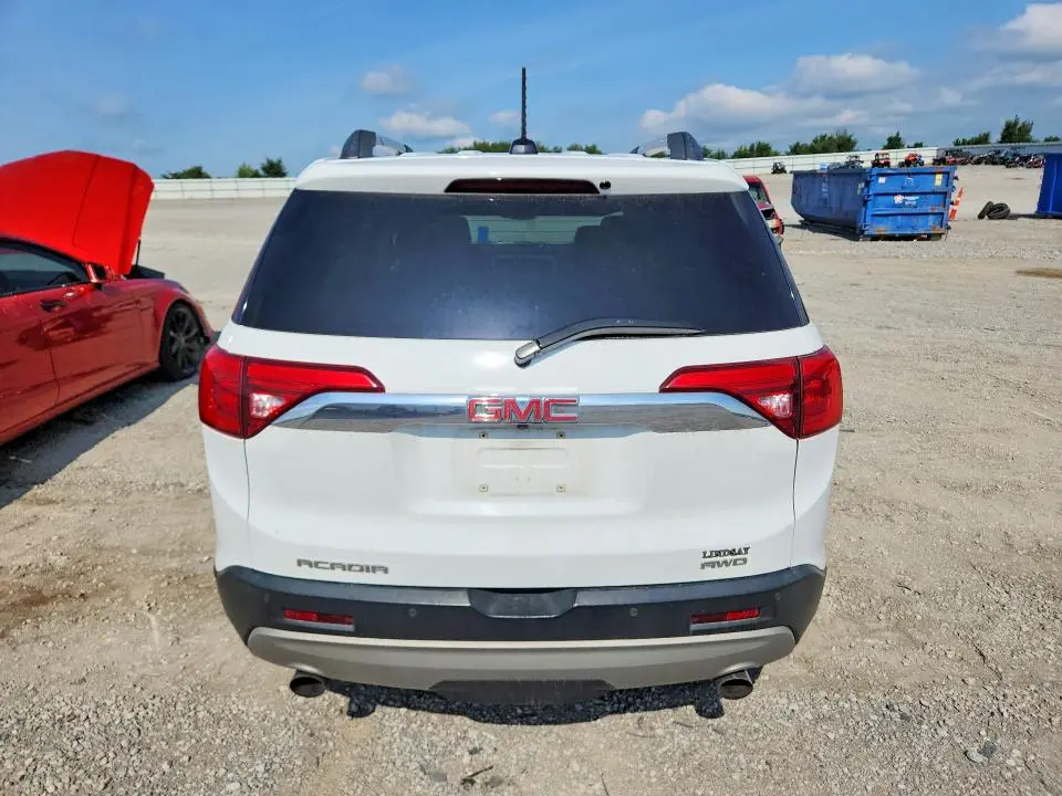 2017 GMC ACADIA SLT-2  