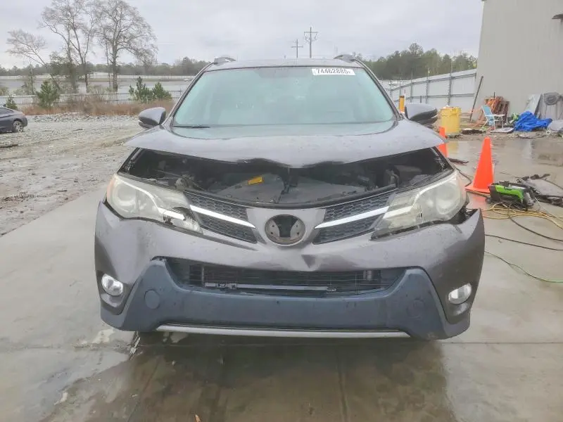 2014 TOYOTA RAV4 XLE  