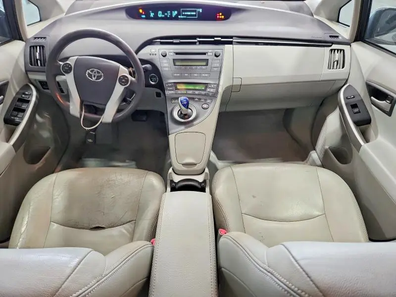 2010 TOYOTA PRIUS II  