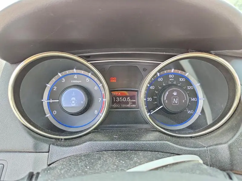 2012 HYUNDAI SONATA GLS  