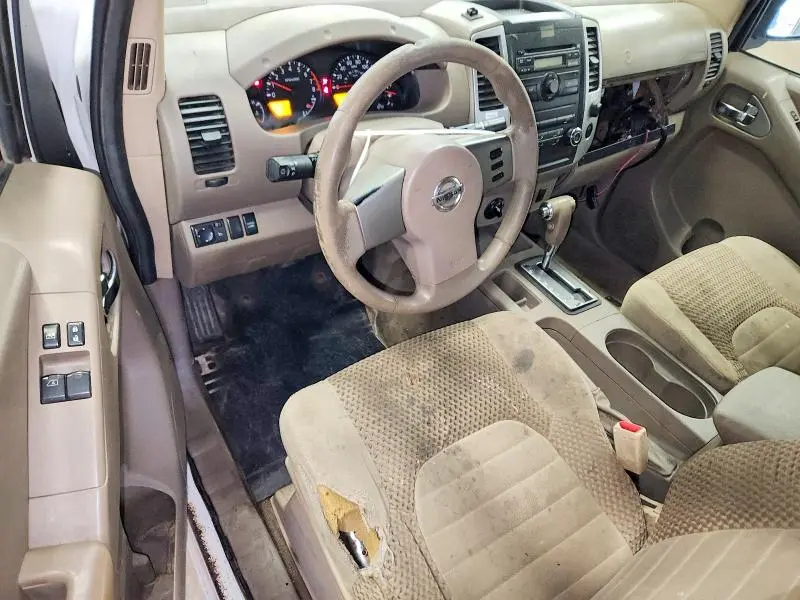 2012 NISSAN FRONTIER SV V6  