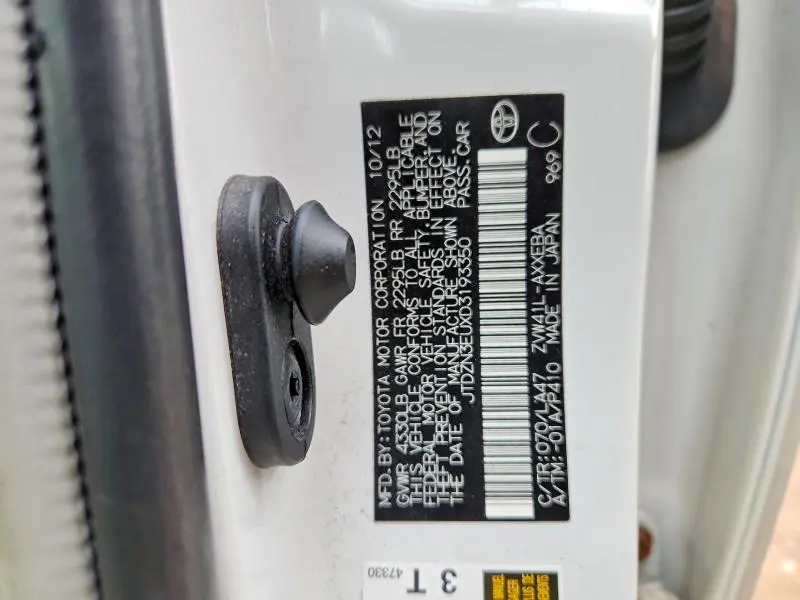 2013 TOYOTA PRIUS V FIVE  