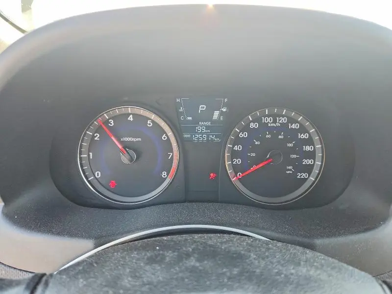 2012 HYUNDAI ACCENT SE  
