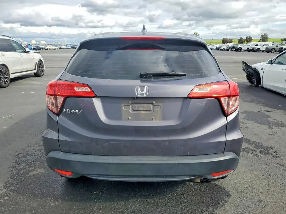 2017 HONDA HR-V LX  