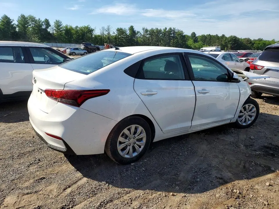 2022 HYUNDAI ACCENT SE  