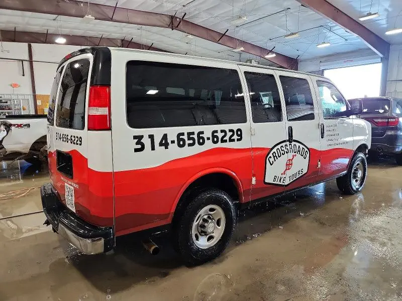 2020 CHEVROLET EXPRESS G2500 LT  