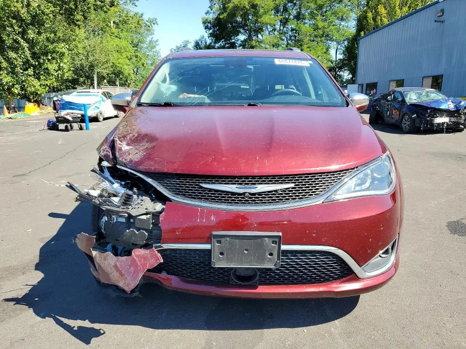 2018 CHRYSLER PACIFICA LIMITED  