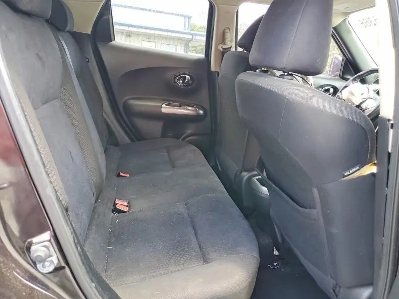 2014 NISSAN JUKE SV  
