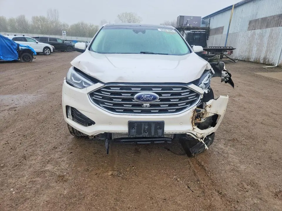 2019 FORD EDGE TITANIUM  