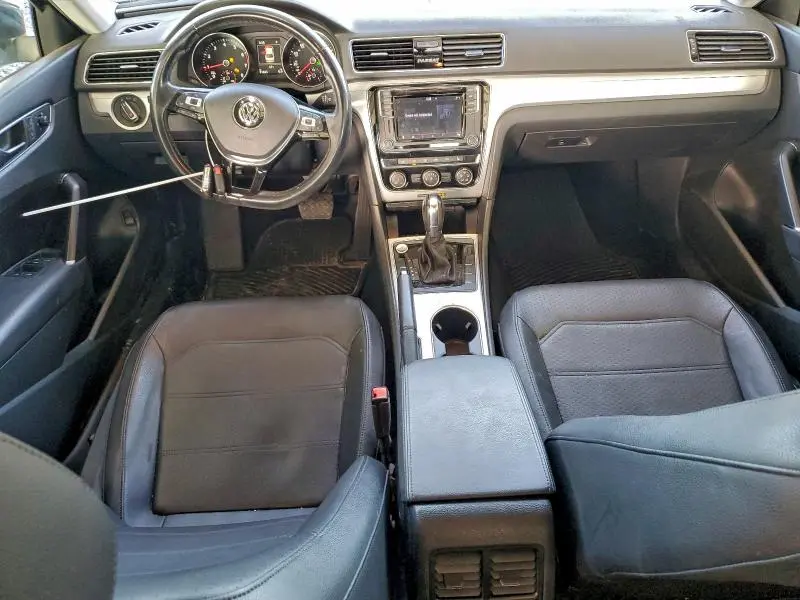 2019 VOLKSWAGEN PASSAT WOLFSBURG  