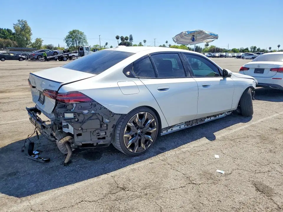 2025 BMW 530 I  