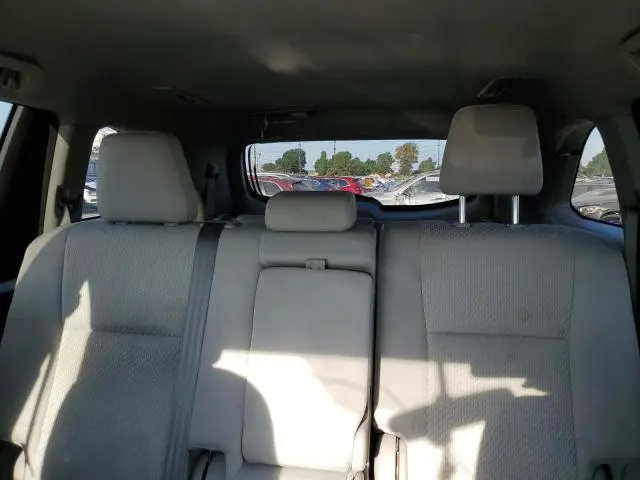 2015 TOYOTA HIGHLANDER LE  