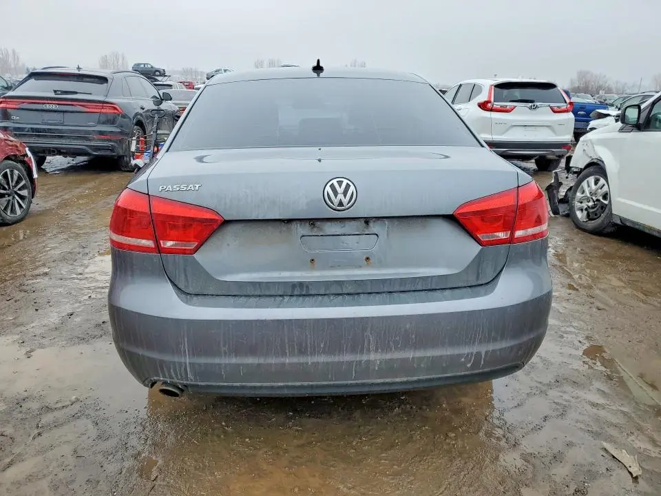2014 VOLKSWAGEN PASSAT SE  