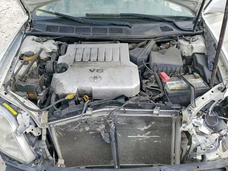 2010 TOYOTA AVALON LIMITED  