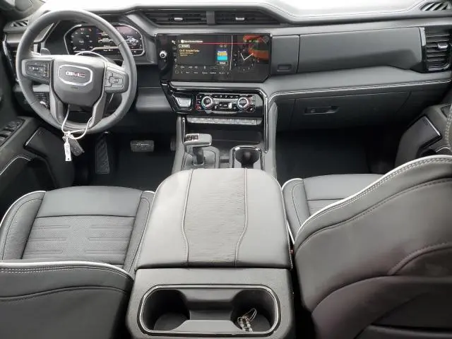 2025 GMC SIERRA K1500 AT4X  