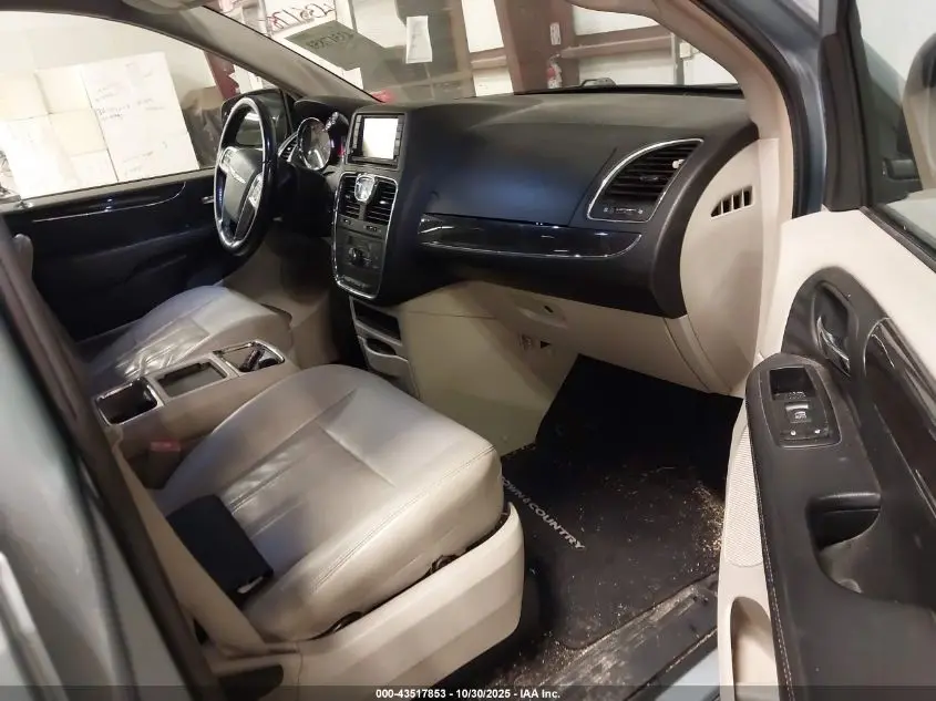 2012 CHRYSLER TOWN & COUNTRY TOURING