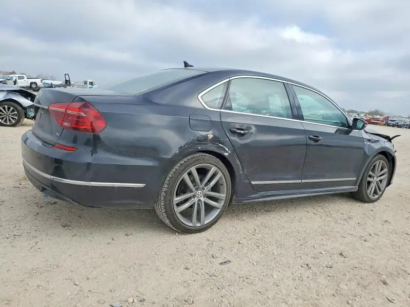 2017 VOLKSWAGEN PASSAT R-LINE  