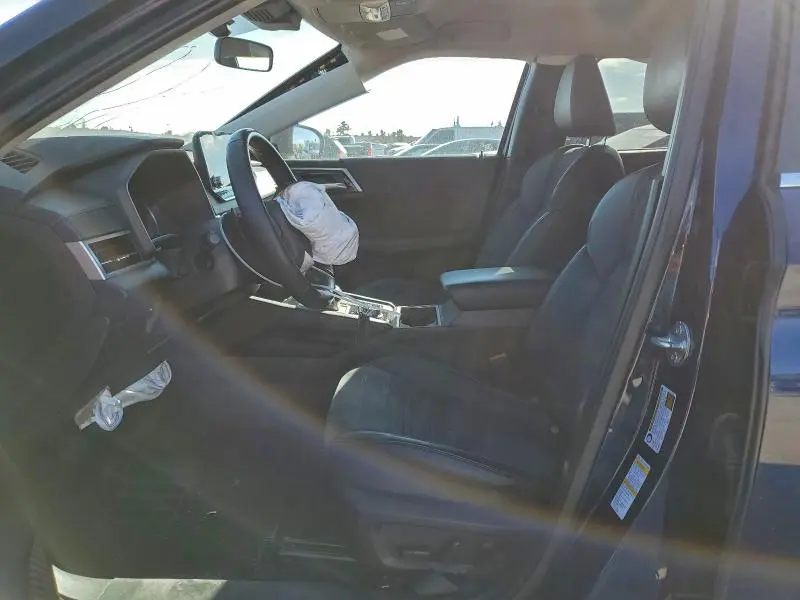 2023 MITSUBISHI OUTLANDER SE  