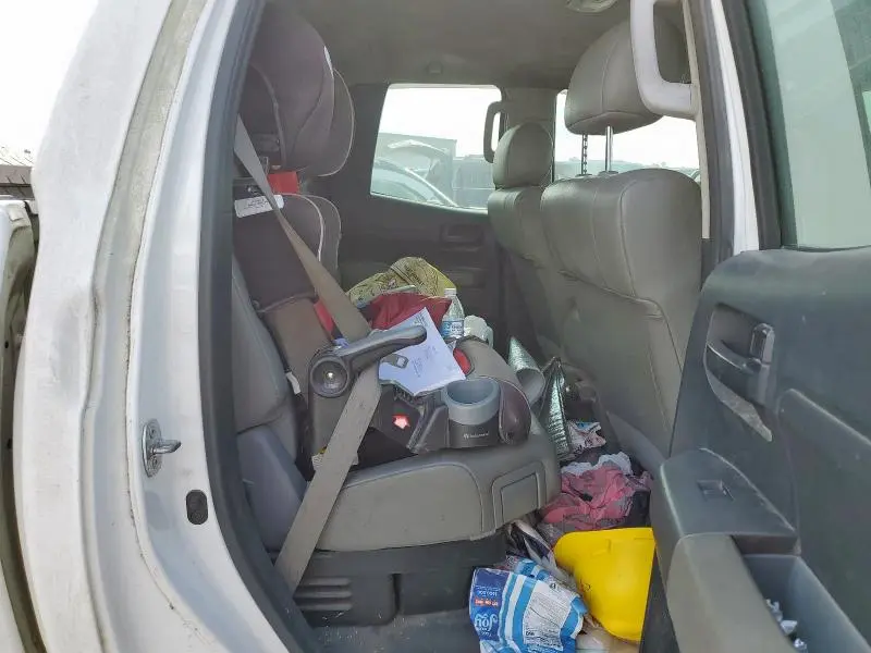 2011 TOYOTA TUNDRA DOUBLE CAB SR5  