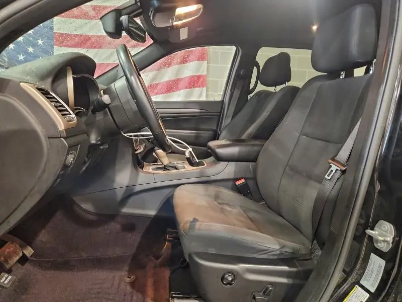 2017 JEEP GRAND CHEROKEE LAREDO  