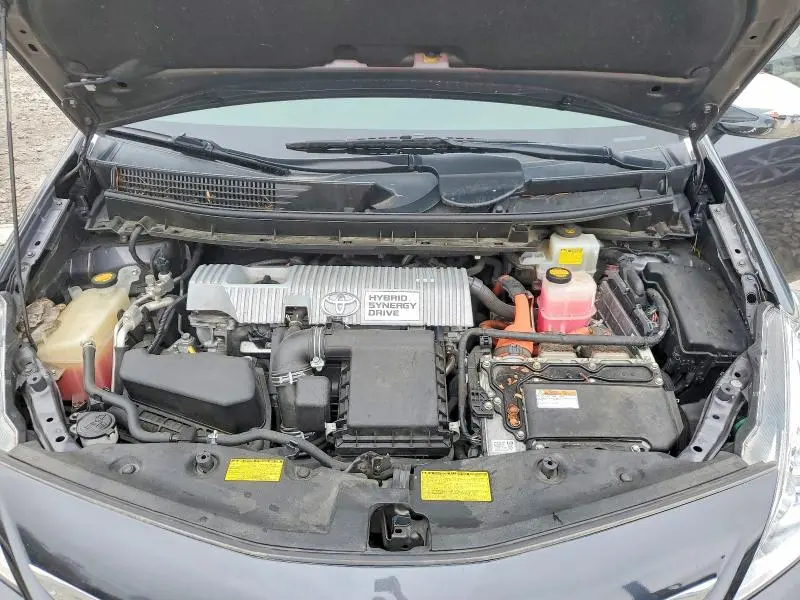 2013 TOYOTA PRIUS V FIVE  