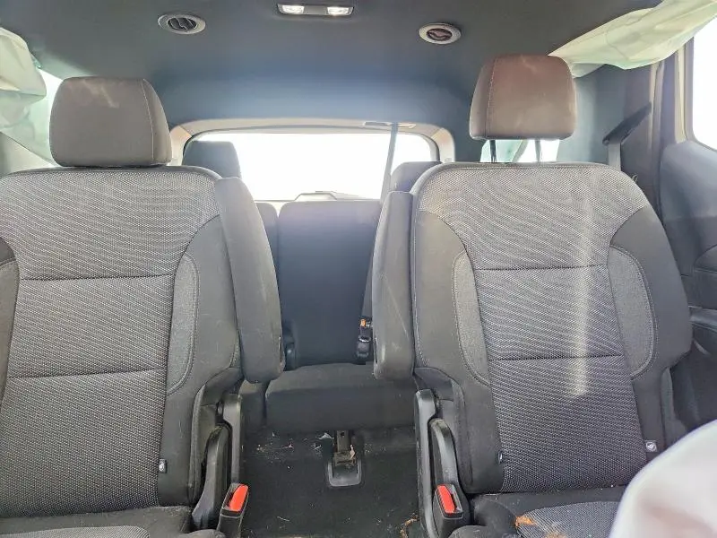 2023 CHEVROLET TRAVERSE LT  