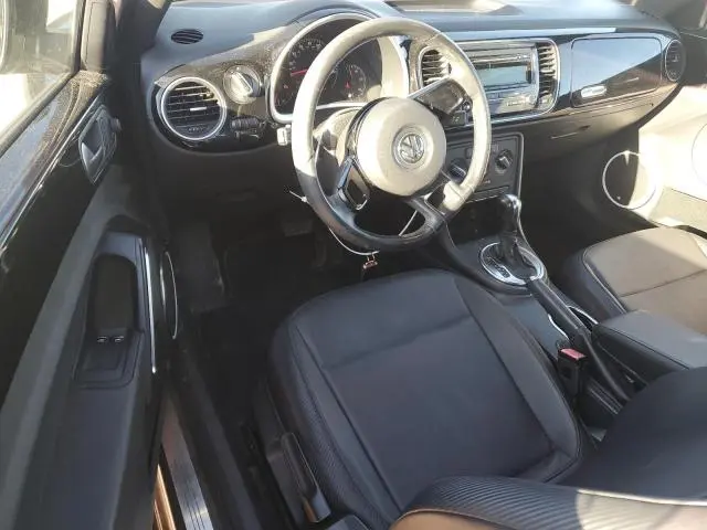 2012 VOLKSWAGEN BEETLE   