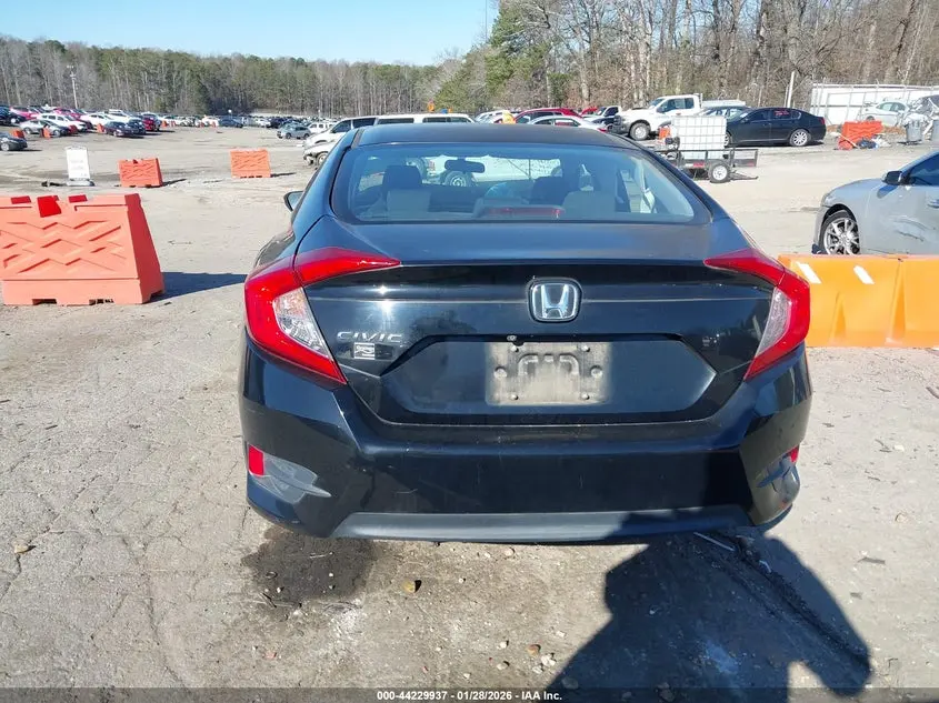 2016 HONDA CIVIC LX