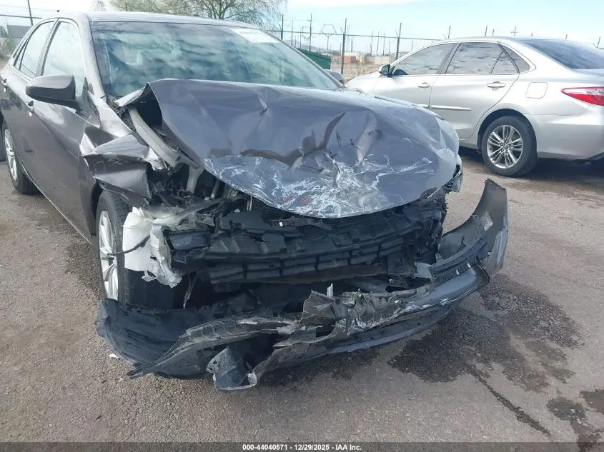 2015 TOYOTA CAMRY LE