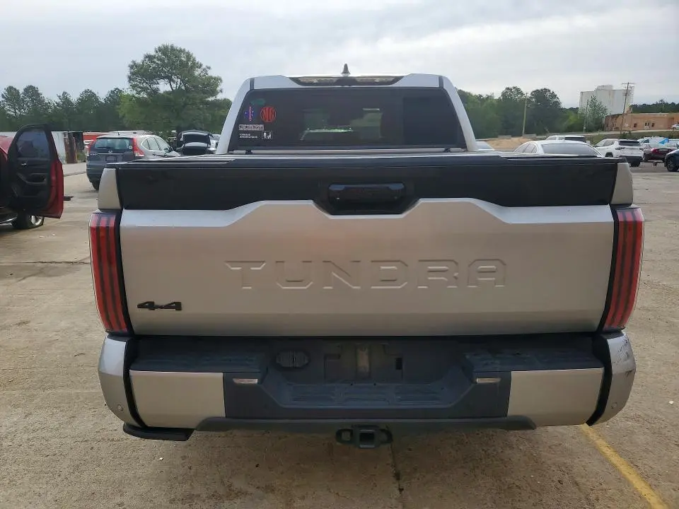 2023 TOYOTA TUNDRA PLATINUM HV  