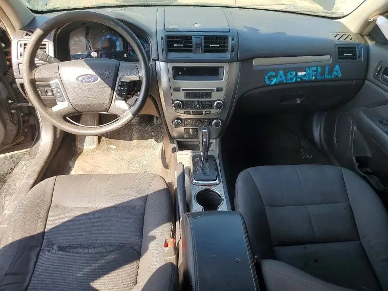 2011 FORD FUSION SE  