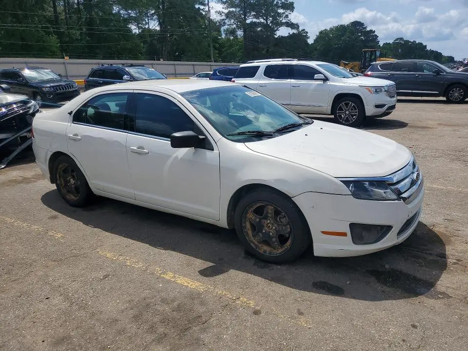 2010 FORD FUSION SE  