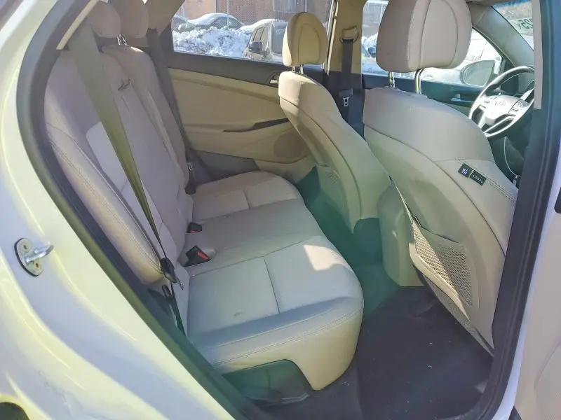 2016 HYUNDAI TUCSON SPORT  