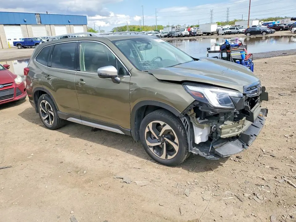2023 SUBARU FORESTER TOURING  