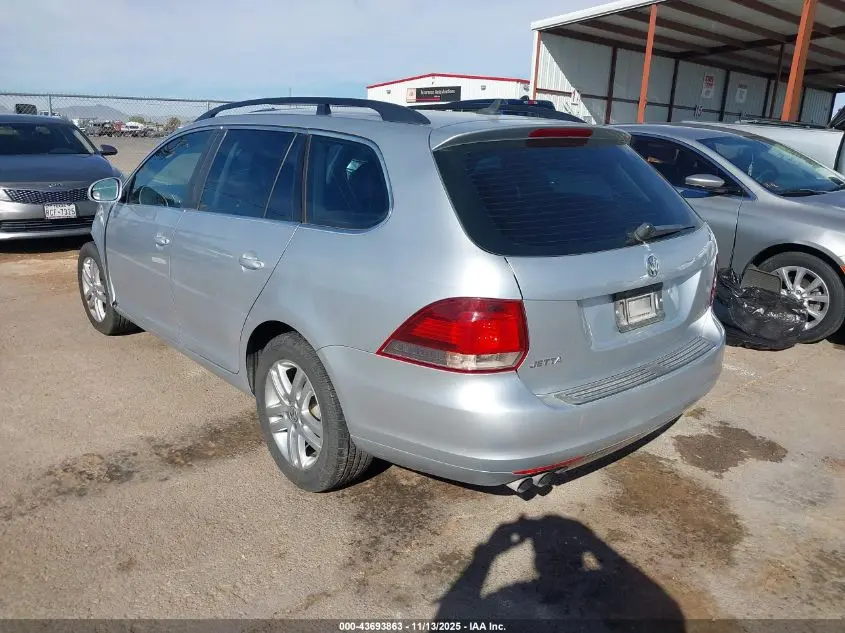 2014 VOLKSWAGEN JETTA SPORTWAGEN 2.0L TDI