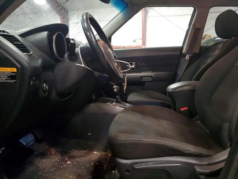 2013 KIA SOUL +  