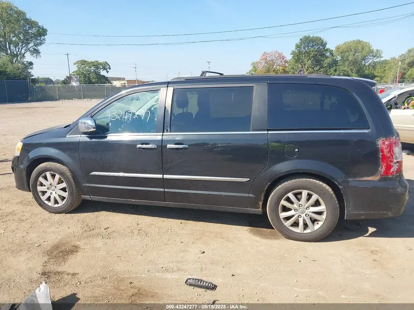 2012 CHRYSLER TOWN & COUNTRY TOURING-L