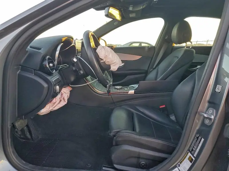 2018 MERCEDES-BENZ C 300  