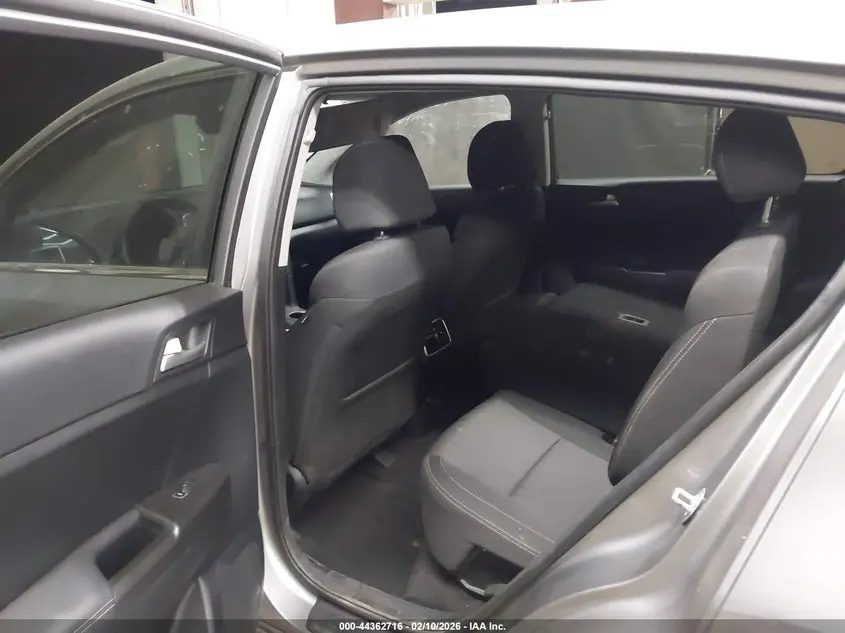 2022 KIA SPORTAGE LX