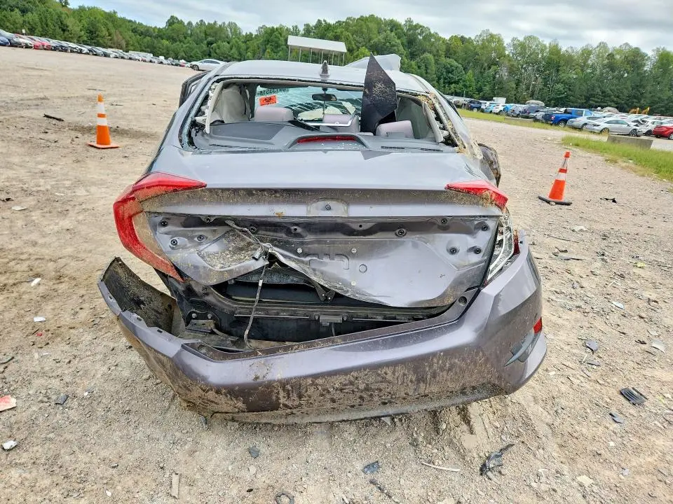 2018 HONDA CIVIC EX  