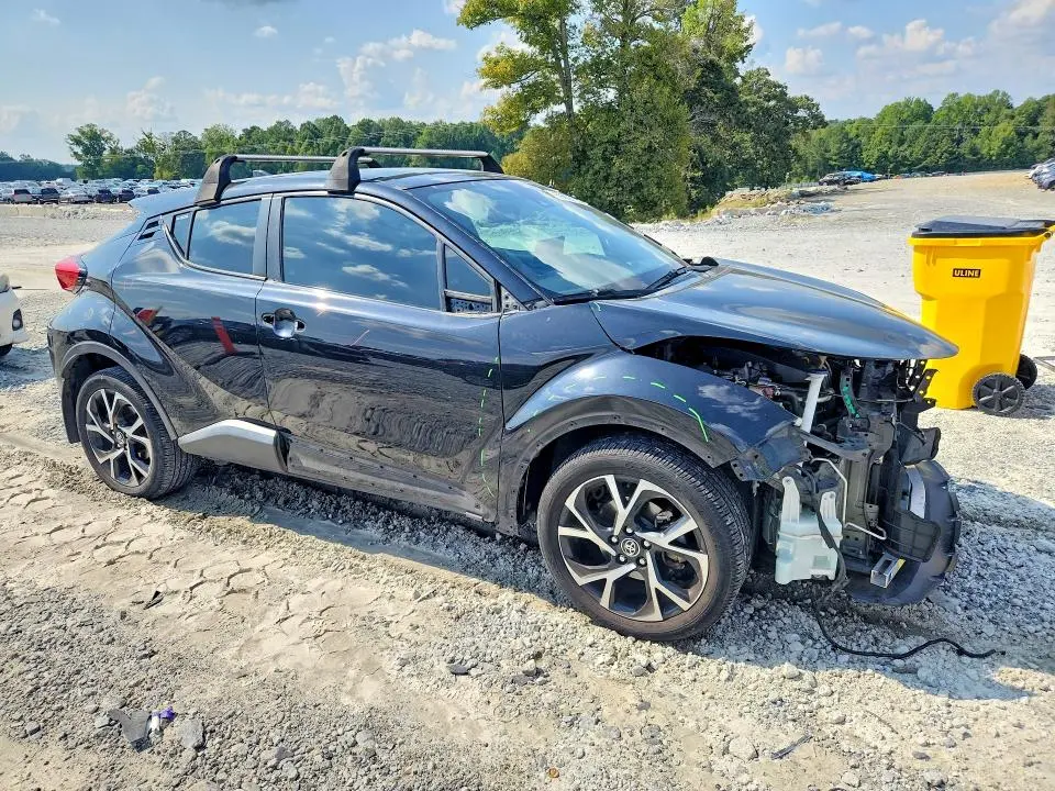 2018 TOYOTA C-HR   