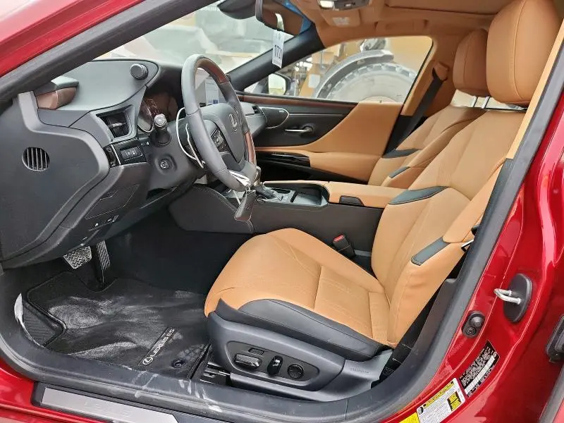 2024 LEXUS ES 300H BASE  
