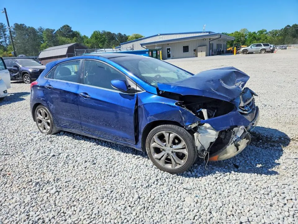 2013 HYUNDAI ELANTRA GT BASE  