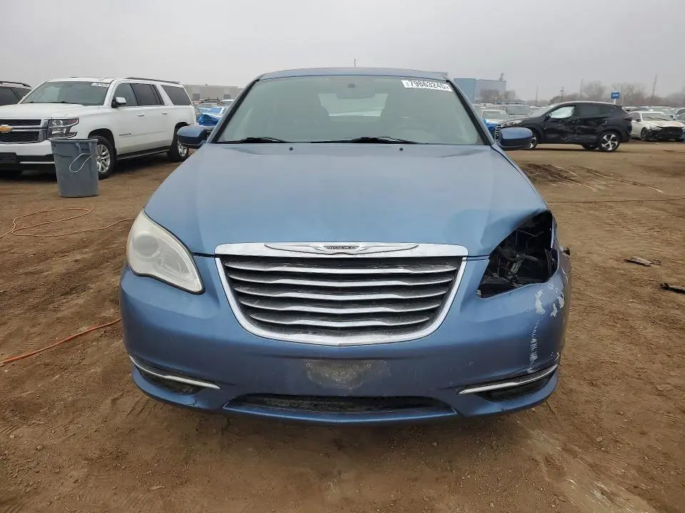 2011 CHRYSLER 200 LX  