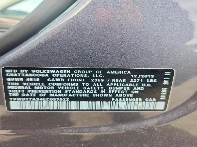 2014 VOLKSWAGEN PASSAT SE  